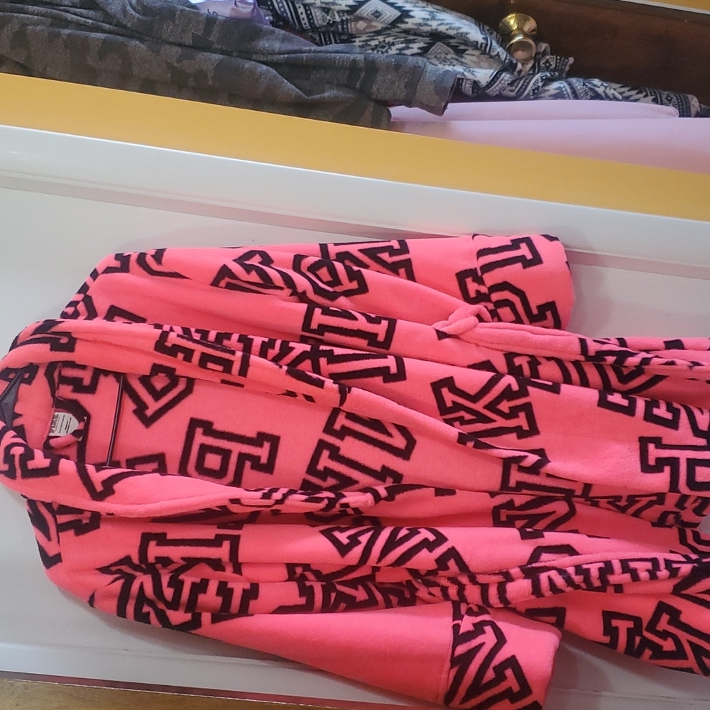Victoria Secret PINK robe